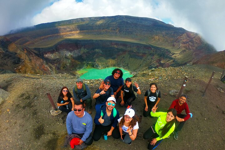El Salvador Airport to Santa Ana, Lake Coatepeque or Cerro Verde - Photo 1 of 7